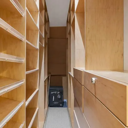 Stunning Full Floor 2500 Sf 3br Loft Elevator And Wd Apartment