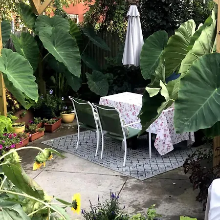 Enchanting Brownstone With A Magical Garden * New York
