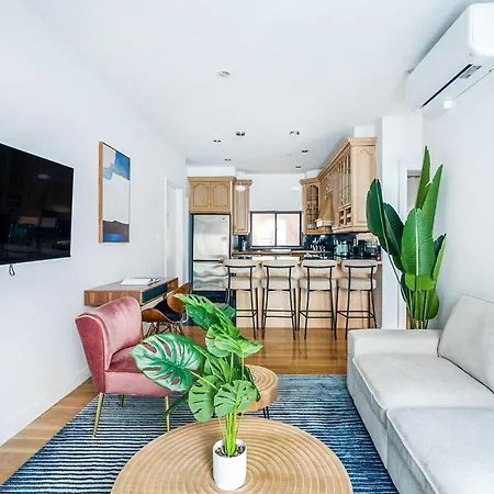26a-2 Spacious Brand New Fully Furnished 2-bedroom In Prime Murray Hill Move-in Ready Apartment