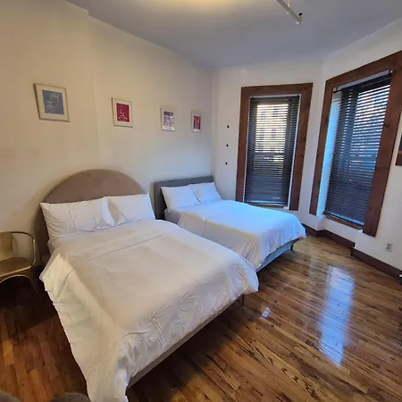 Relax And Unwind At Chic Bed-stuy Brownstone Apartment *