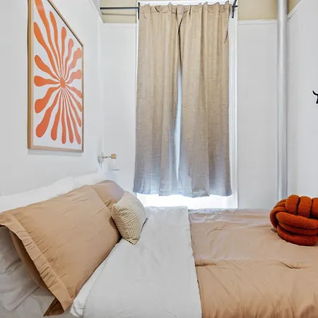 Bright And Beautiful 3 Bedroom Midtown West Apartment *
