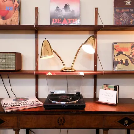 Artistic Vintage Loft In Williamsburg *