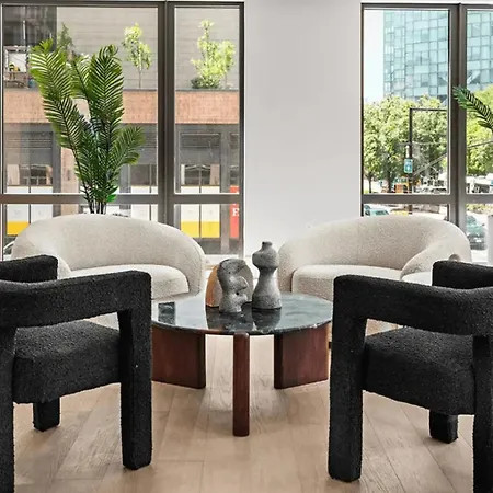 Blueground Long Island Fitness Center Nr Gantry Plaza State Park Nyc-2181 Apartment New York