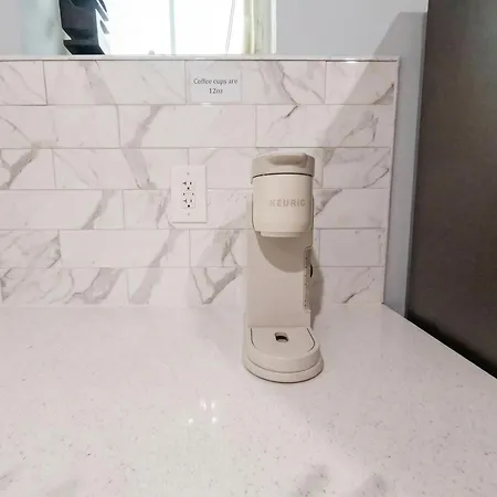 Spacious 3br Nyc Home, 3-min Walk Subway, Kitchen & Ac *