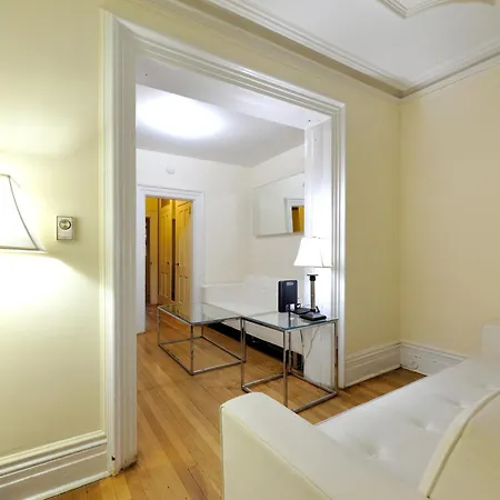 Comfy 3 Bedroom 1 Bath In Nyc *