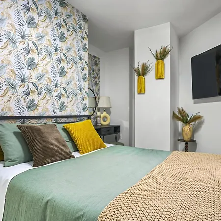 Apartment Urban Unit In The Heart Of Chinatown *