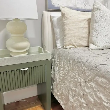 Large 4 Bedroom Nyc