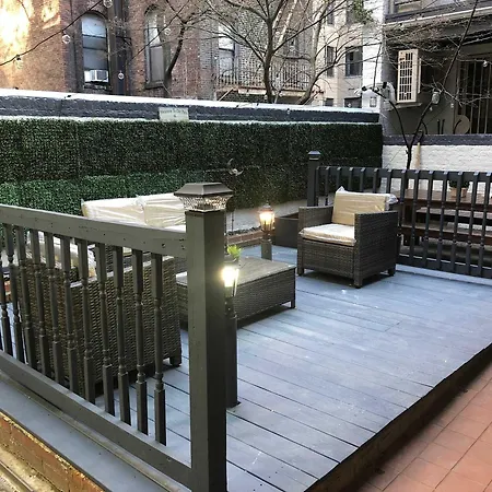 26-1c Gramercy Large 1br Wd