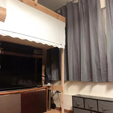 Near Seaport In Chinatown Apartment