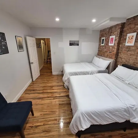Relax And Unwind At Chic Bed-stuy Brownstone Apartment