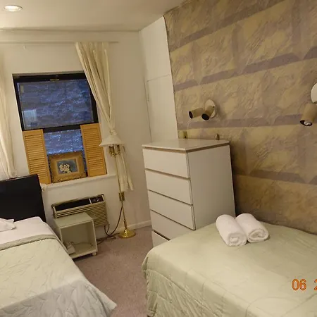 Apartment Midtown East - Two Bedroom *