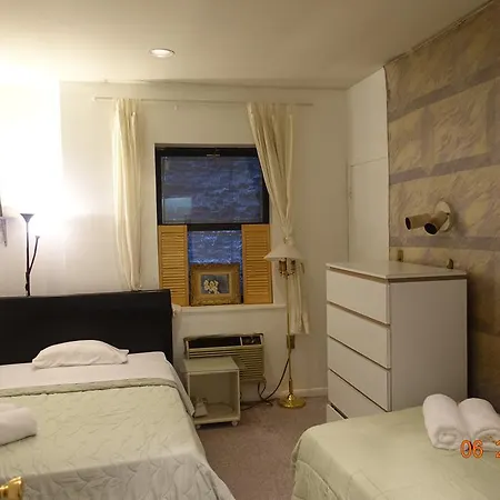 Midtown East - Two Bedroom New York