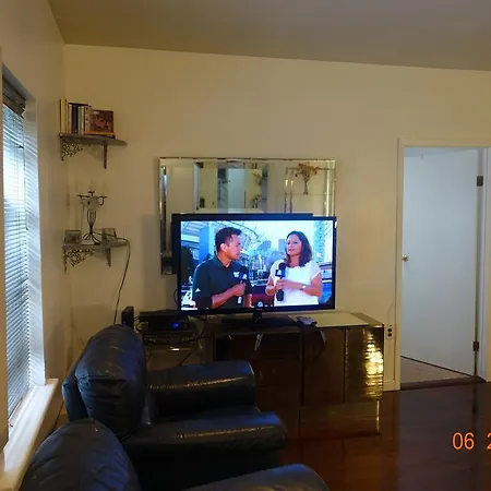Midtown East - Two Bedroom Apartment New York
