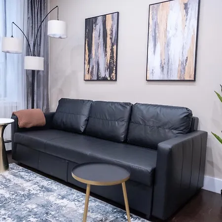 Brand New 3br 2ba Next To Park, Elevator