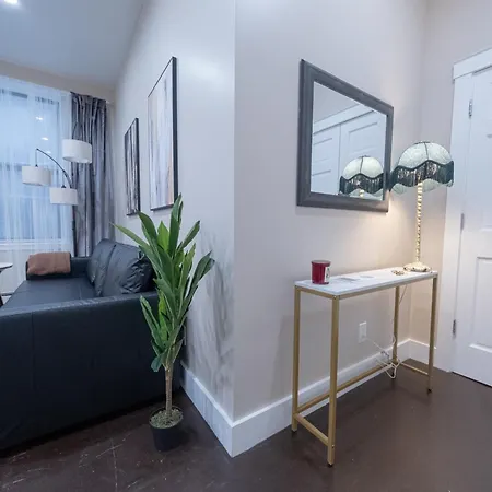 Apartment Brand New 3br 2ba Next To Park, Elevator
