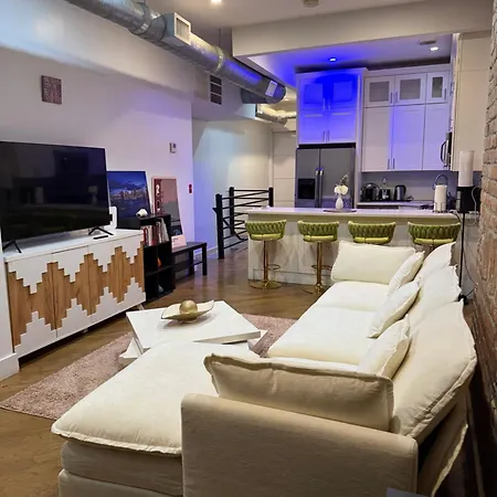 Starcrown Apartment *