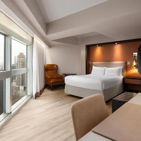 Millennium Hilton One Un Plaza Hotel 4*