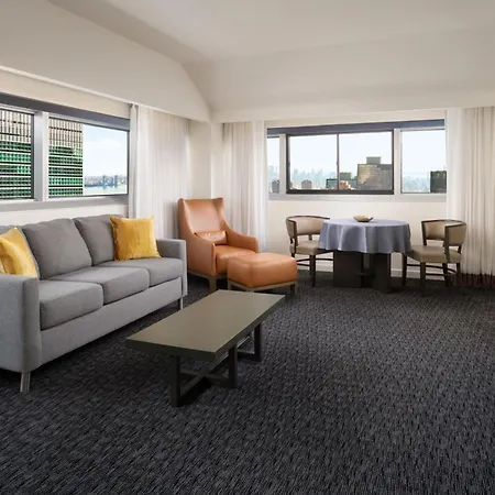 Hotel Millennium Hilton One Un Plaza