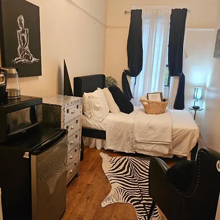 Harlem Brownstone *