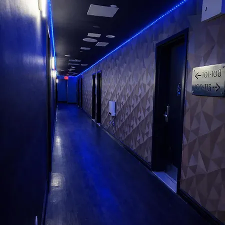 Hotel Yankee Stadium 3*