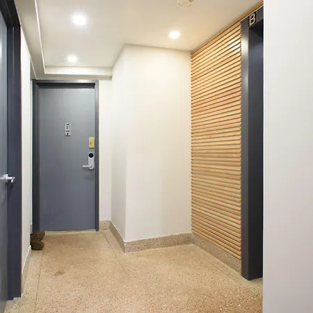 75-1b New Prime Upper East W D Elevator Apartment New York