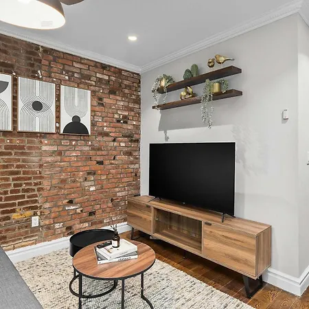 Trendy East Village Escape Apartment New York