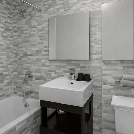 Stylish Retreat In Prime West Village Spot Apartment *
