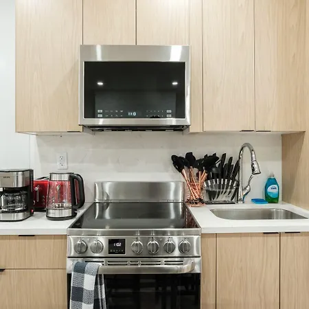 East Village Three Bedroom Condo-hotel Apartment