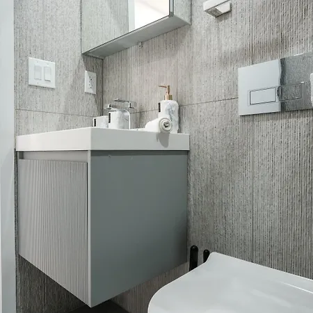 Apartment East Village Three Bedroom Condo-hotel New York