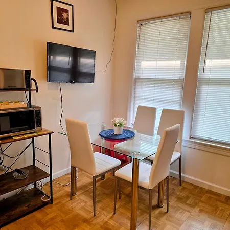 Entire Beautiful 2br Private R Apartment