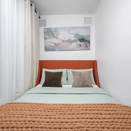 Spacious 4br In Lower Manhattan Apartment New York