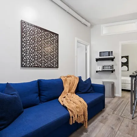 Lovely 2bed And 2bath With Unbeatable Location * New York