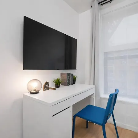 Spacious 4br In Lower Manhattan Apartment New York
