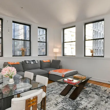 Luxury 3 Bedroom Retreat In Downtown Manhattan * New York