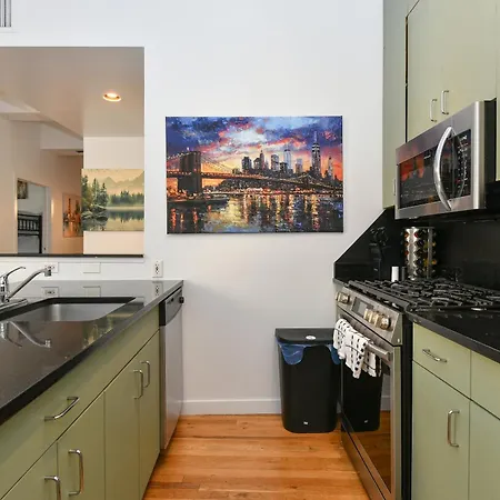 Luxury 3 Bedroom Retreat In Downtown Manhattan New York