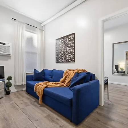 Apartment Lovely 2bed And 2bath With Unbeatable Location