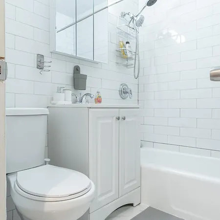 Chic 3bd 1bth Near Empire State Apartment