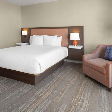 La Quinta & By Wyndham Queens Nyc Jfk Airtrain Hotel