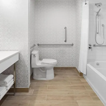 Hotel La Quinta & By Wyndham Queens Nyc Jfk Airtrain 2*