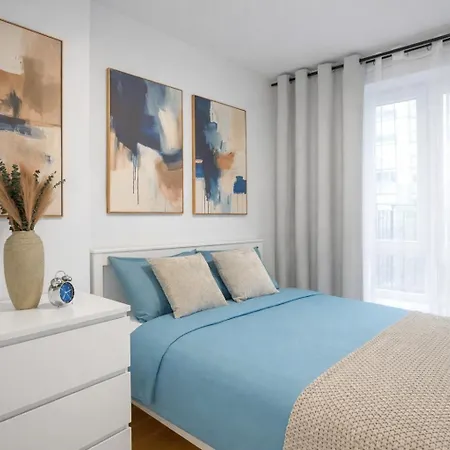 Comfortable 2bd Unit In Manhattan Apartment
