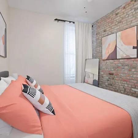 3 Bd Idyllic Haven Next To Park New York