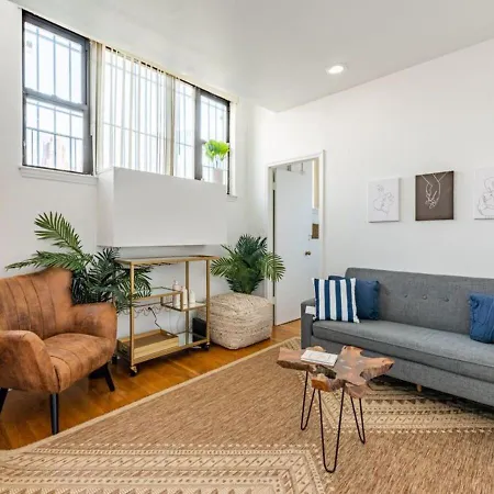 Amazing Furnished 1 Bedroom Midtown West Apartment *