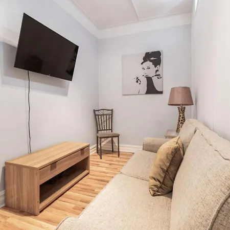 Chelsea 2br Gem! Apartment *
