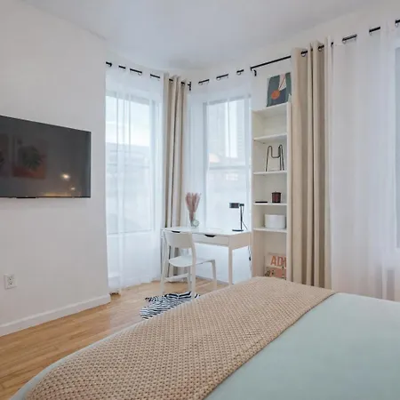 Warm And Welcoming 2br In Upper East Side *
