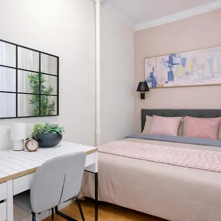 Relaxed 2br In Manhattan Valley Apartment