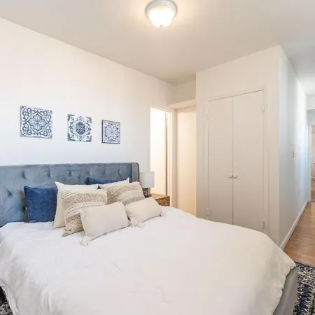 Amazing Furnished 1 Bedroom Midtown West Apartment New York