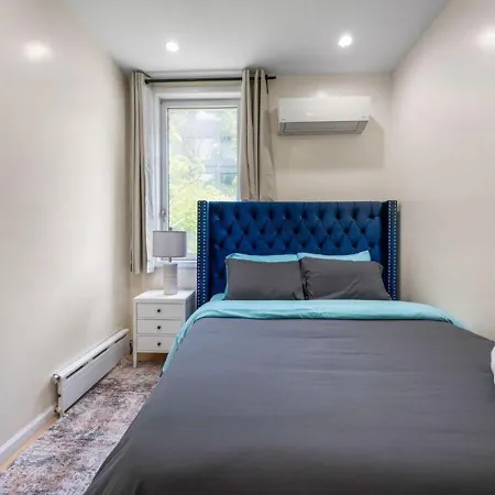 Apartment Amazing Location Murray Hill 3 Bedroom ,june To Aug 90 Days Required