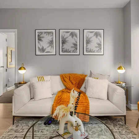 Chic Nyc Retreat Beside Broadway & Iconic Sights * New York