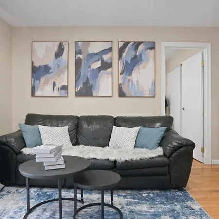 Apartment 3br Welcoming Close To Park New York
