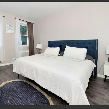 Apartment Four Bedroom Prime Furnished Rental, June To Aug 90 Days Required